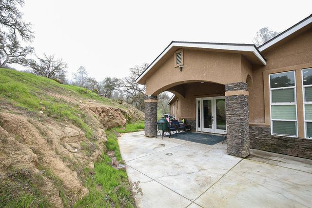 43243 Long Hollow Drive, Coarsegold, CA 93614