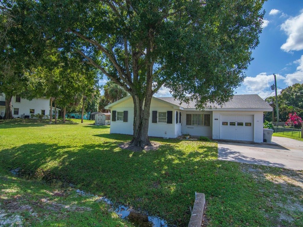 1845 6th Street, Vero Beach, FL 32962