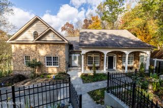 2211 Richwood Drive, Maryville, TN 37803