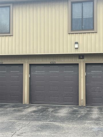 41535 Bedford Drive, Canton, MI 48187