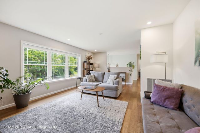 385 First Avenue, Kingston, NY 12401