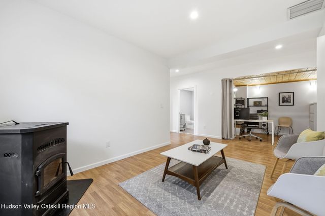 385 First Avenue, Kingston, NY 12401
