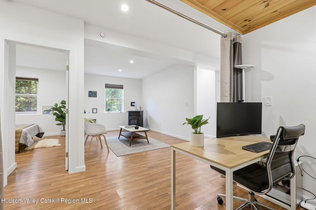 385 First Avenue, Kingston, NY 12401