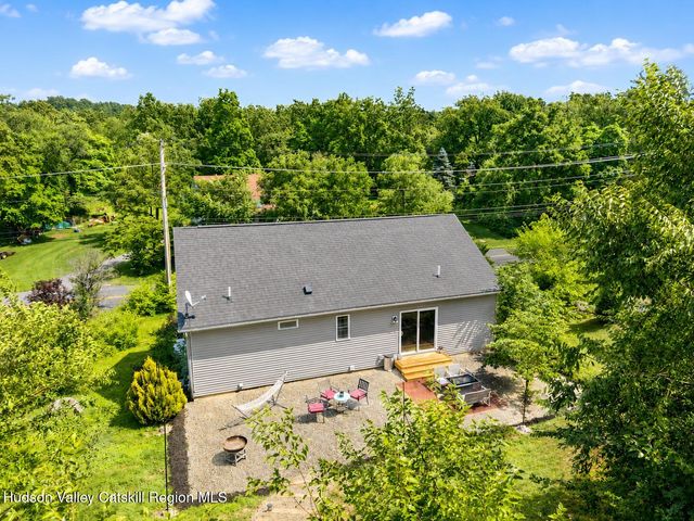 385 First Avenue, Kingston, NY 12401