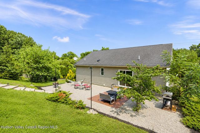 385 First Avenue, Kingston, NY 12401