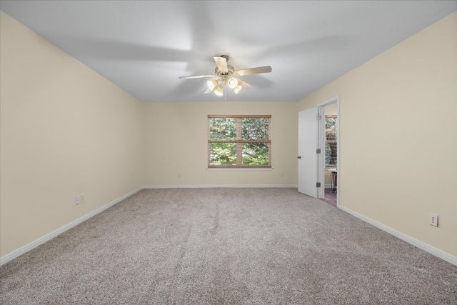 4400 Summercrest Court, Fort Worth, TX 76109