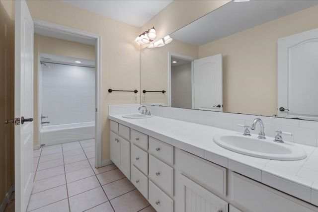 4400 Summercrest Court, Fort Worth, TX 76109