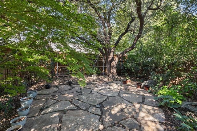 4400 Summercrest Court, Fort Worth, TX 76109