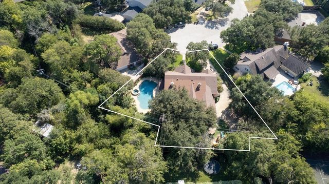 4400 Summercrest Court, Fort Worth, TX 76109