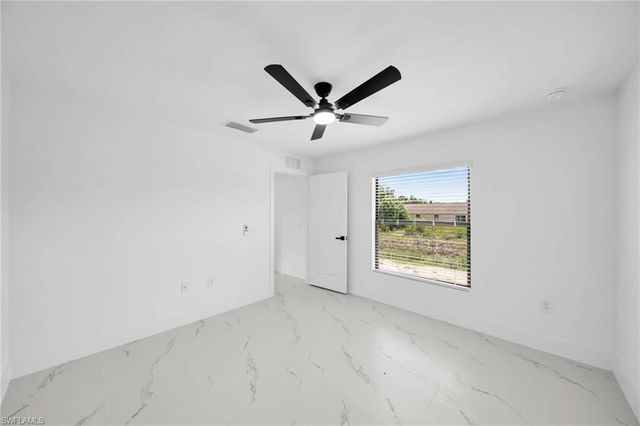 4987 Fairway Ct, Lehigh Acres, FL 33971