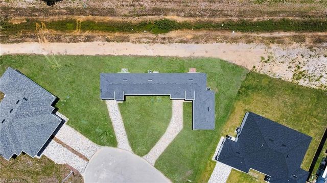 4987 Fairway Ct, Lehigh Acres, FL 33971
