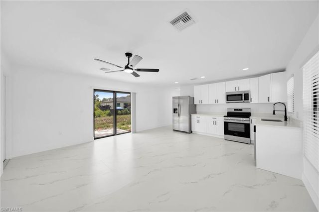4987 Fairway Ct, Lehigh Acres, FL 33971
