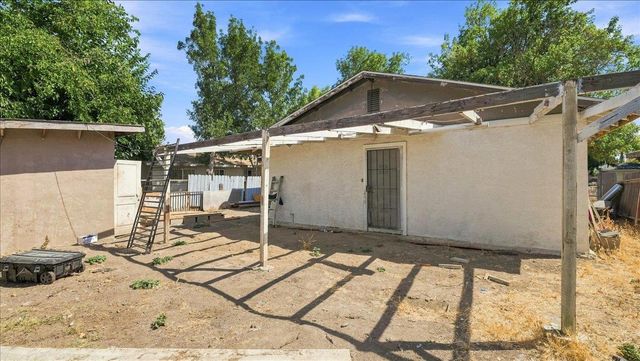 2419 Nightingale Ave, Stockton, CA 95205