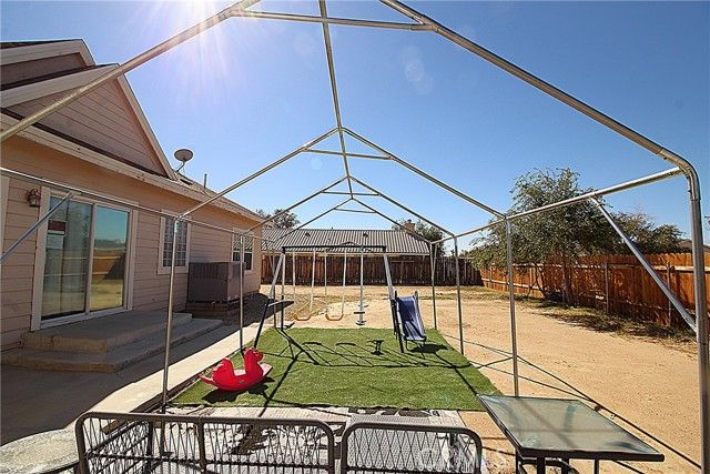 8348 Fernwood, California City, CA 93505