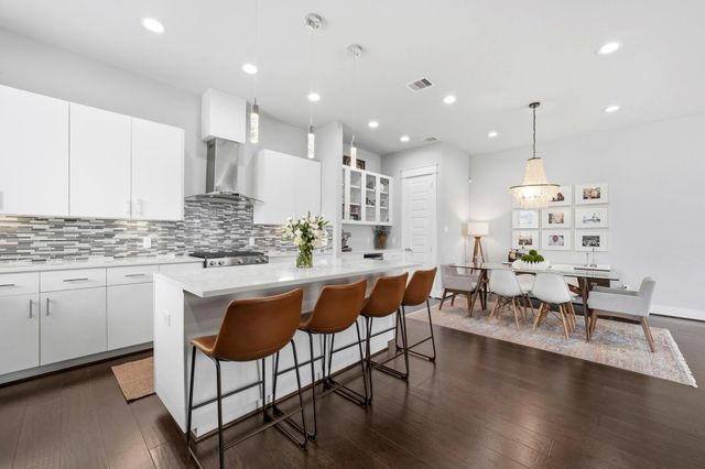 3303 Baron Street, Houston, TX 77020