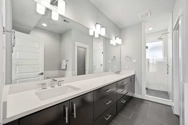 3303 Baron Street, Houston, TX 77020