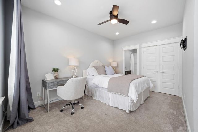 3303 Baron Street, Houston, TX 77020