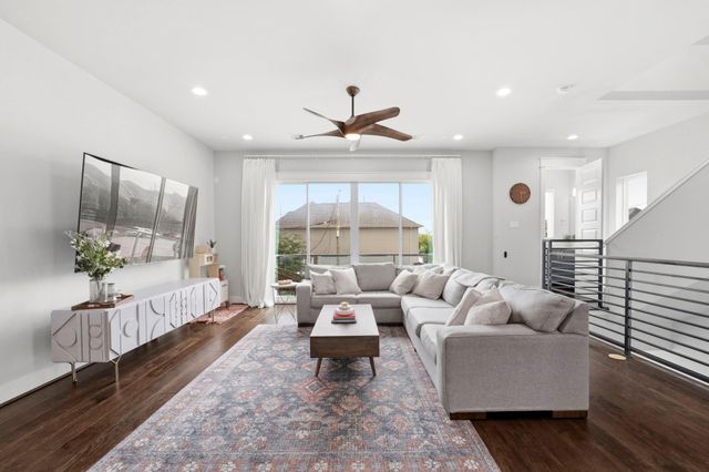 3303 Baron Street, Houston, TX 77020