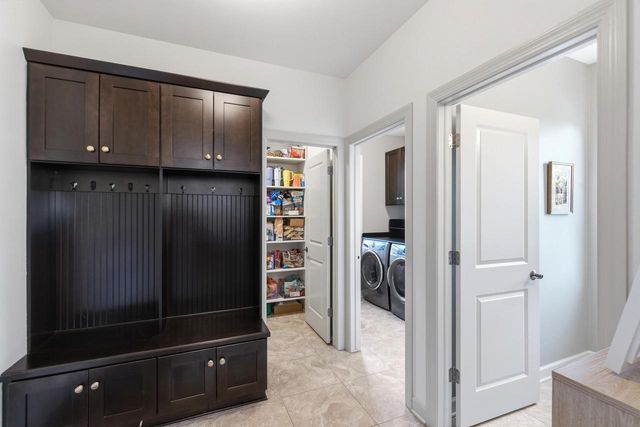 N47W7810 Parkland ROAD, Cedarburg, WI 53012