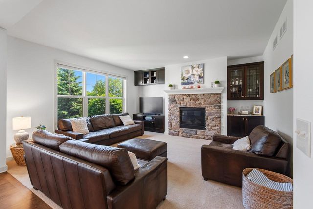 N47W7810 Parkland ROAD, Cedarburg, WI 53012