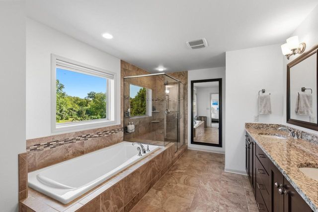 N47W7810 Parkland ROAD, Cedarburg, WI 53012