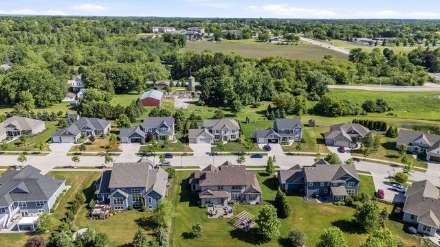 N47W7810 Parkland ROAD, Cedarburg, WI 53012