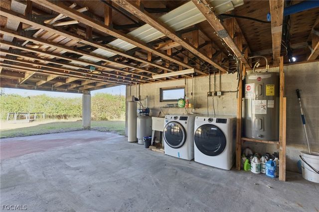 373 Hile LN, Punta Gorda, FL 33982