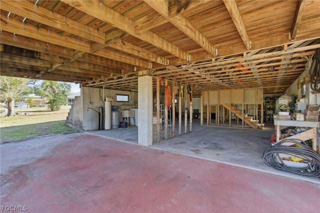 373 Hile LN, Punta Gorda, FL 33982