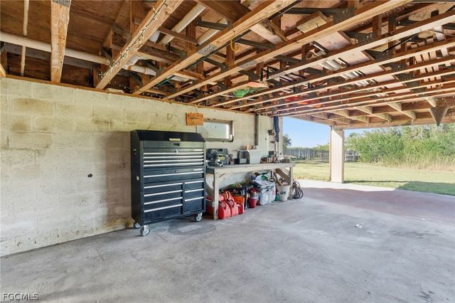 373 Hile LN, Punta Gorda, FL 33982