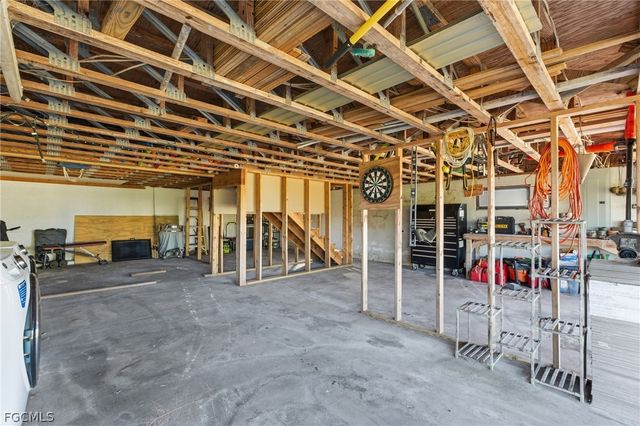 373 Hile LN, Punta Gorda, FL 33982