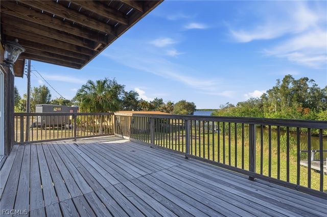 373 Hile LN, Punta Gorda, FL 33982