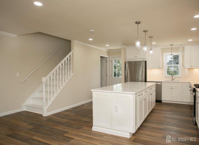 15 Bradley Drive, Edison, NJ 08817