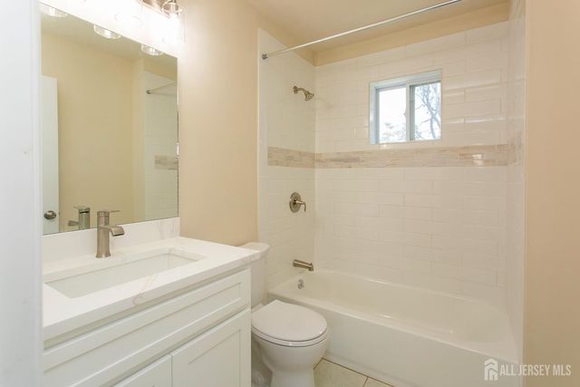 15 Bradley Drive, Edison, NJ 08817