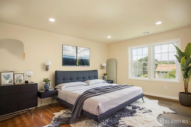 15 Bradley Drive, Edison, NJ 08817