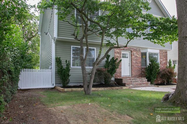 15 Bradley Drive, Edison, NJ 08817