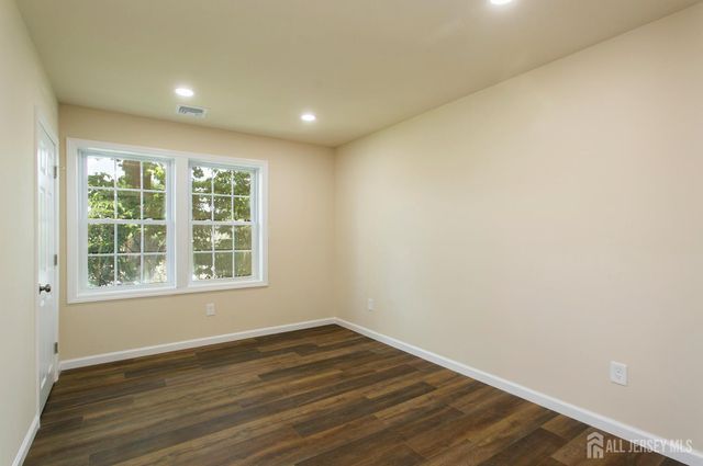 15 Bradley Drive, Edison, NJ 08817