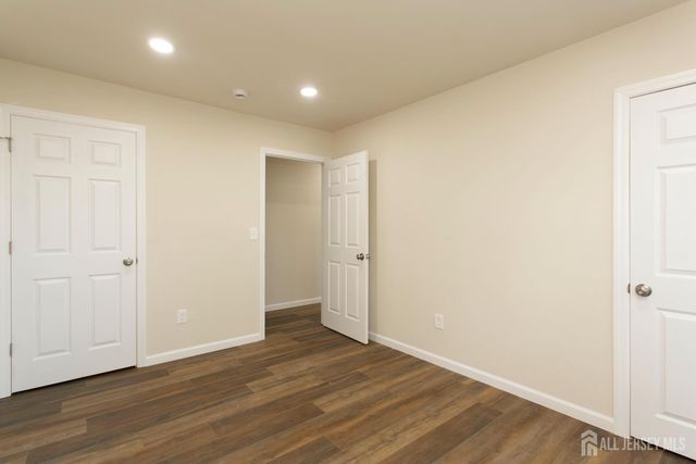 15 Bradley Drive, Edison, NJ 08817