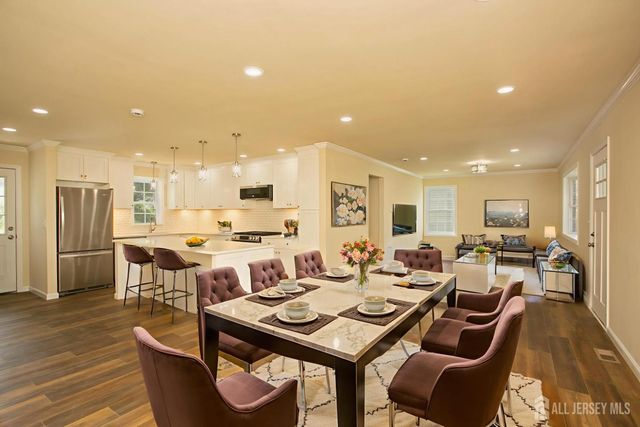 15 Bradley Drive, Edison, NJ 08817