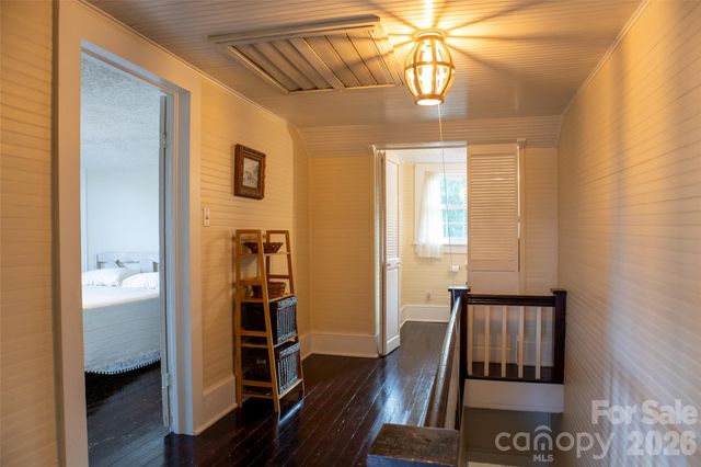 102 Cuthberson Street, Morganton, NC 28655