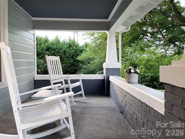 102 Cuthberson Street, Morganton, NC 28655