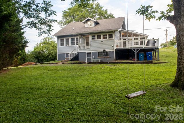 102 Cuthberson Street, Morganton, NC 28655
