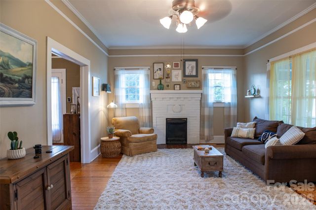 102 Cuthberson Street, Morganton, NC 28655