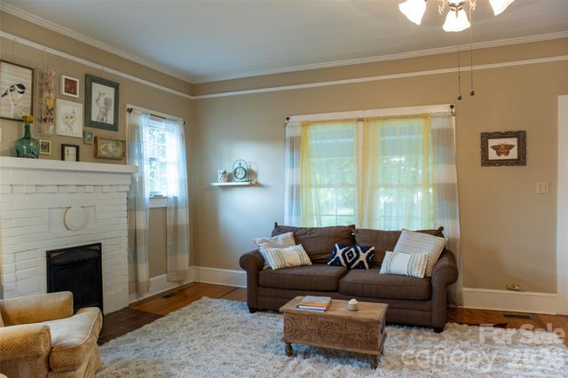 102 Cuthberson Street, Morganton, NC 28655