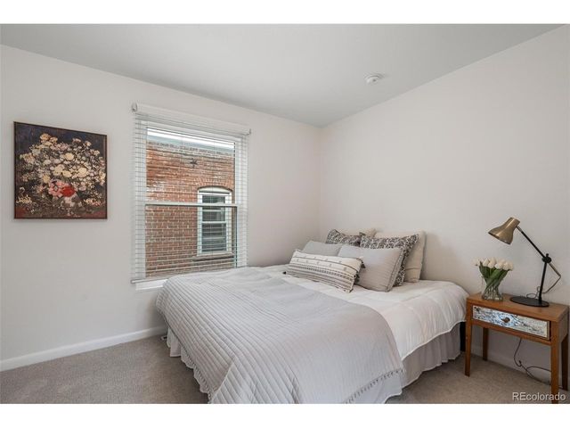 2992 Hooker St, Denver, CO 80211