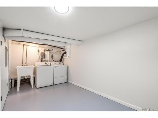 2992 Hooker St, Denver, CO 80211