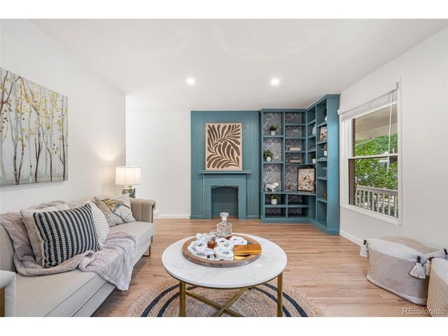 2992 Hooker St, Denver, CO 80211