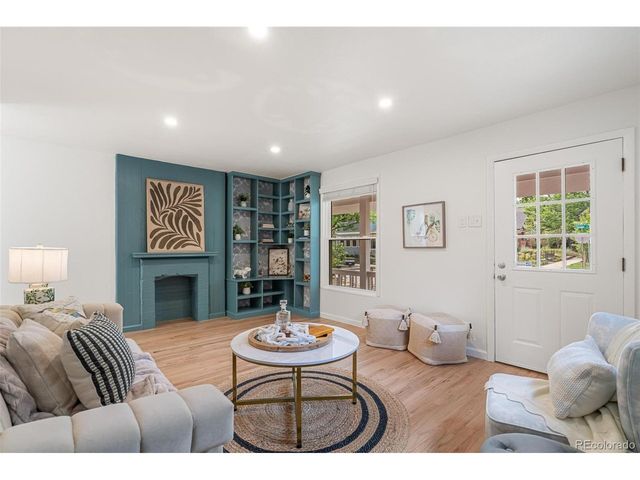 2992 Hooker St, Denver, CO 80211