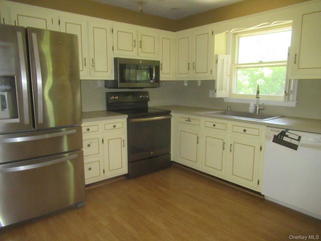 17 Jack And Jill Road, Poughquag, NY 12570