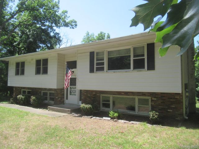 17 Jack And Jill Road, Poughquag, NY 12570