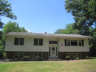 17 Jack And Jill Road, Poughquag, NY 12570